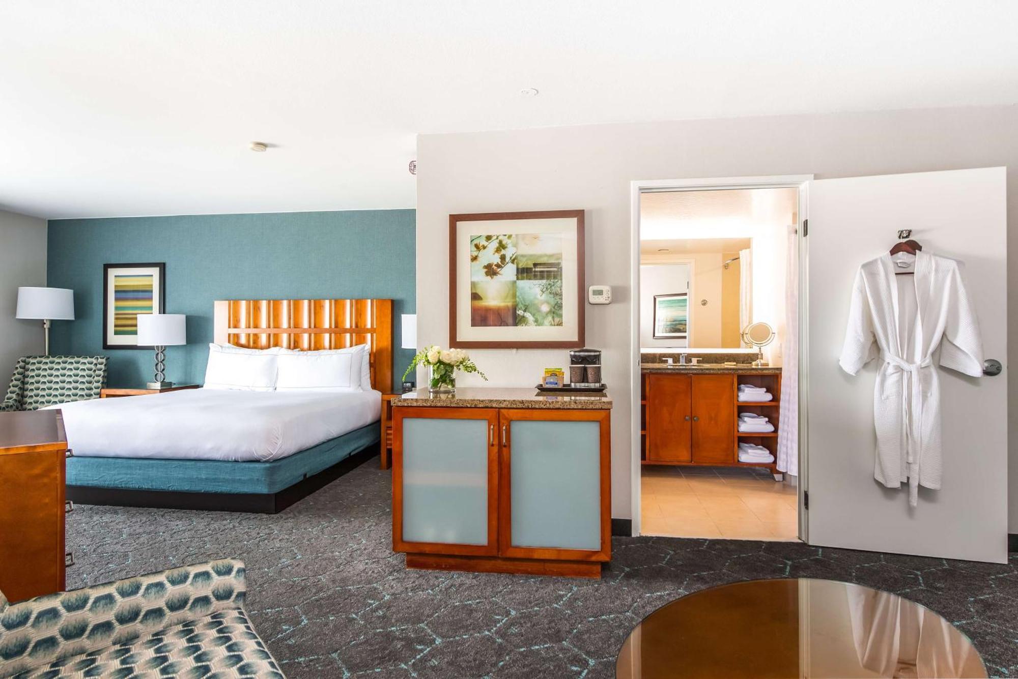 Doubletree By Hilton Carson Hotel Buitenkant foto