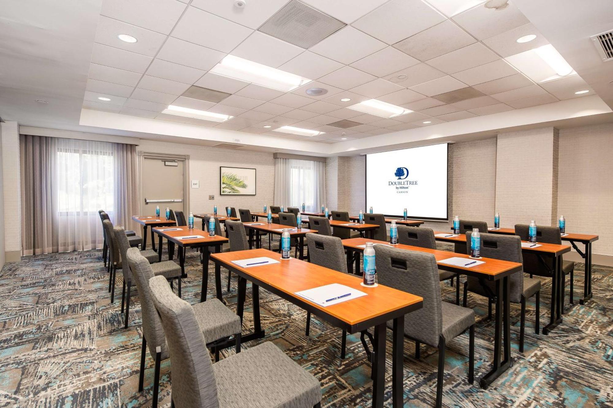Doubletree By Hilton Carson Hotel Buitenkant foto