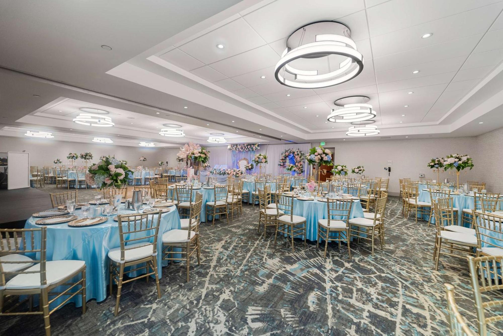 Doubletree By Hilton Carson Hotel Buitenkant foto